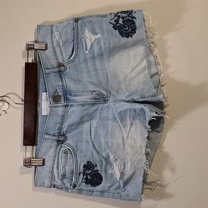 LOFT Embroidered Jean Shorts Size 2/26